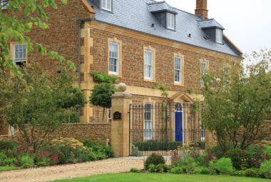 Sibford Park Estate Landscape Design by Hendy Curzon Gardens